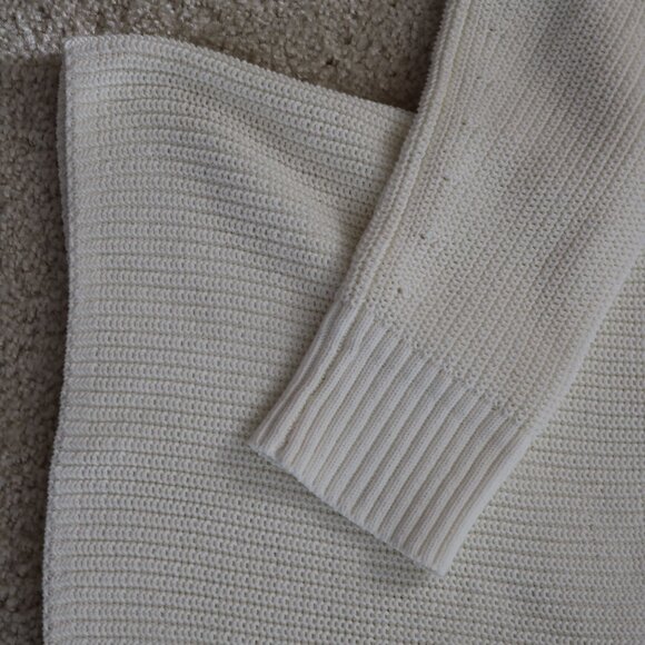 Madewell Cream V-Neck Sweater - Picture 2 of 4